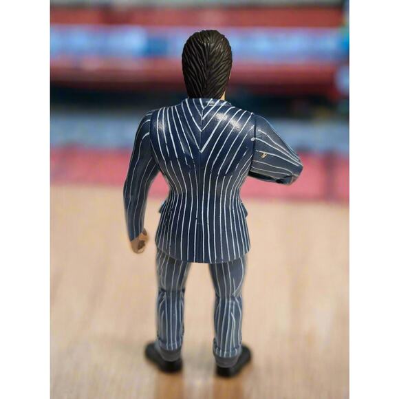 1999 Jakks WWE WWF Rare Shane McMahon Blue Pinstripe Suit Wrestling Figure w/Mic - Picture 2 of 5